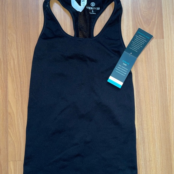 COPY - NWT 3 Piece Xterity 3.0 Performance - Picture 4 of 14